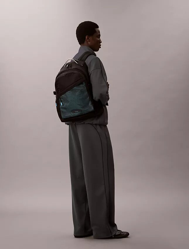 Sac à dos rond à face avant en maille Sac à dos rond à face avant en maille