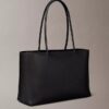 Sac fourre-tout avec logo emblématique perforé Sac fourre-tout avec logo emblématique perforé