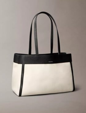 Sac fourre-tout moyen en toile Monogram