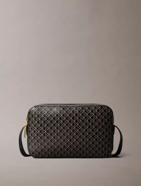 Sac photo avec logo emblématique sur toute la surface