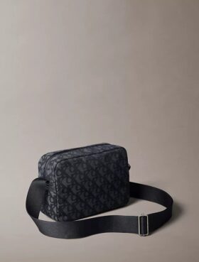 Sac photo Monogram sur l&rsquo;ensemble