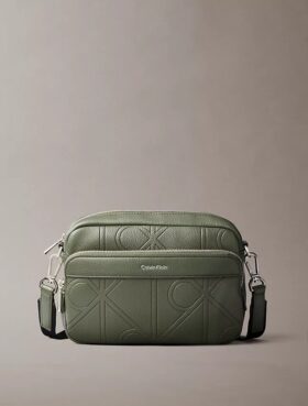 Sac pour appareil photo avec logo en relief sur toute la surface