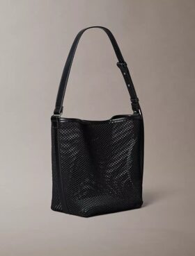 Sac seau en maille avec emblème