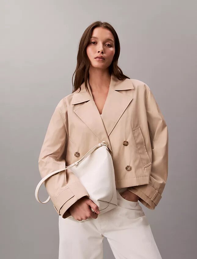 Sac seau à logo emblématique sur toute la surface avec pochette Sac seau à logo emblématique sur toute la surface avec pochette