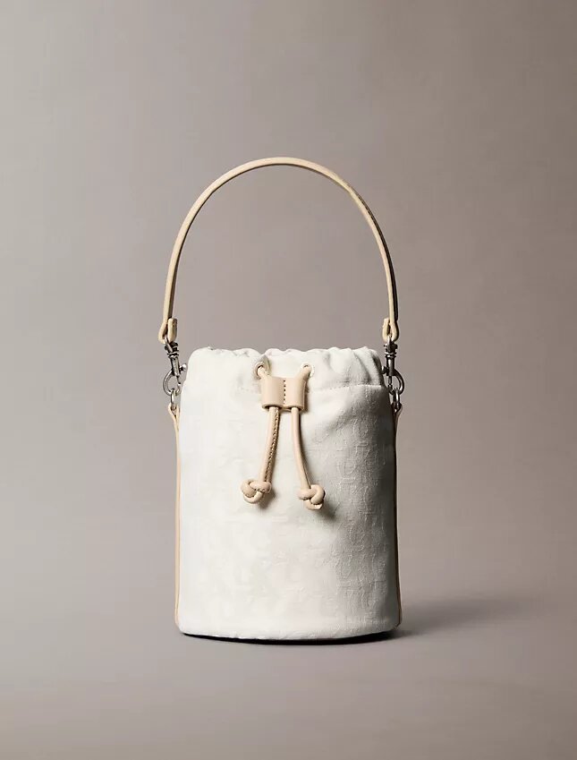 Sac seau à motif Monogram intégral Sac seau à motif Monogram intégral