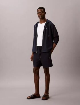 Short bouclé en coton mélangé à enfiler
