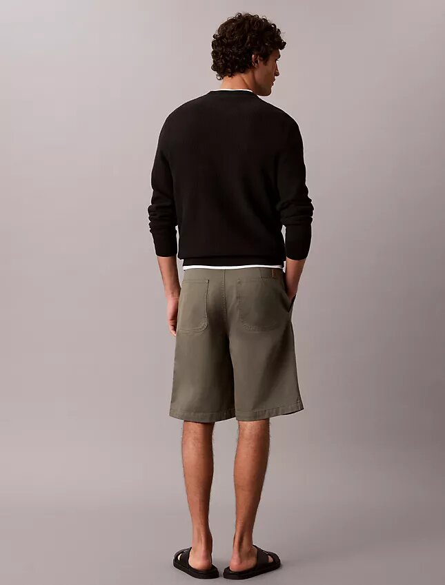 Short chino ample style années 90 Short chino ample style années 90
