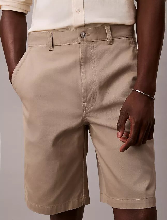 Short chino ample style années 90 Short chino ample style années 90