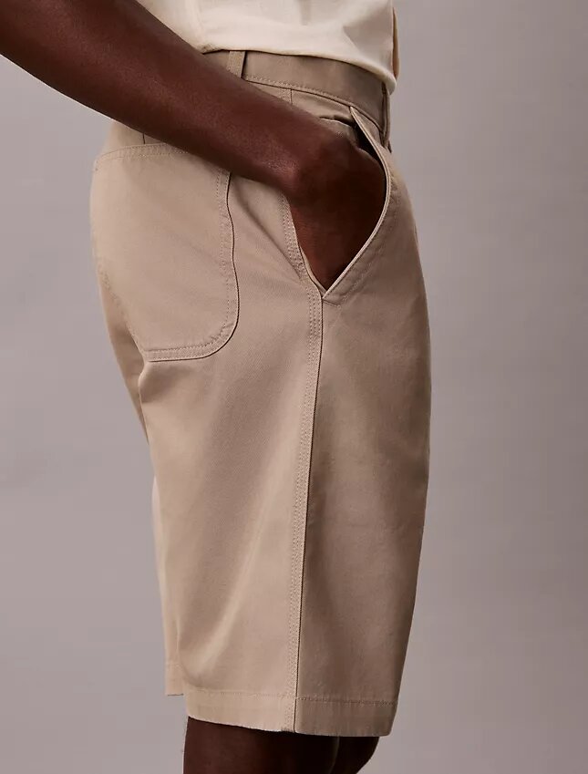 Short chino ample style années 90 Short chino ample style années 90