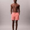 Short de bain avec logo graphique Short de bain avec logo graphique
