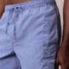 Short de bain avec logo graphique Short de bain avec logo graphique