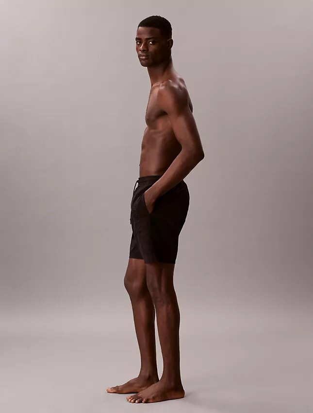 Short de bain avec logo graphique Short de bain avec logo graphique