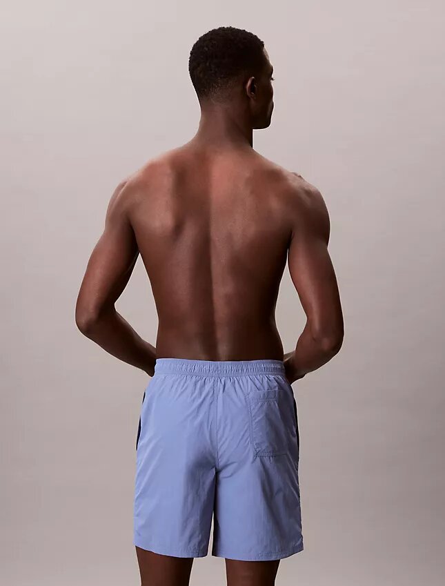Short de bain avec logo graphique Short de bain avec logo graphique