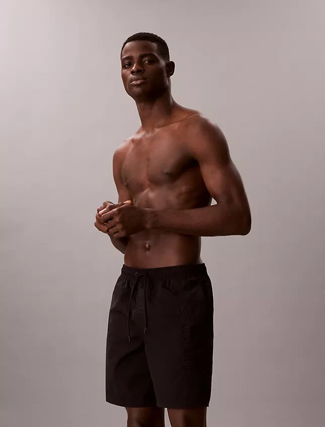 Short de bain avec logo graphique Short de bain avec logo graphique