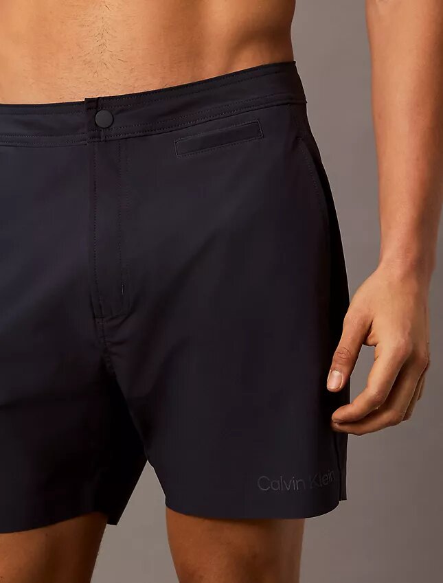 Short de bain Volley ajusté 5″ Short de bain Volley ajusté 5″