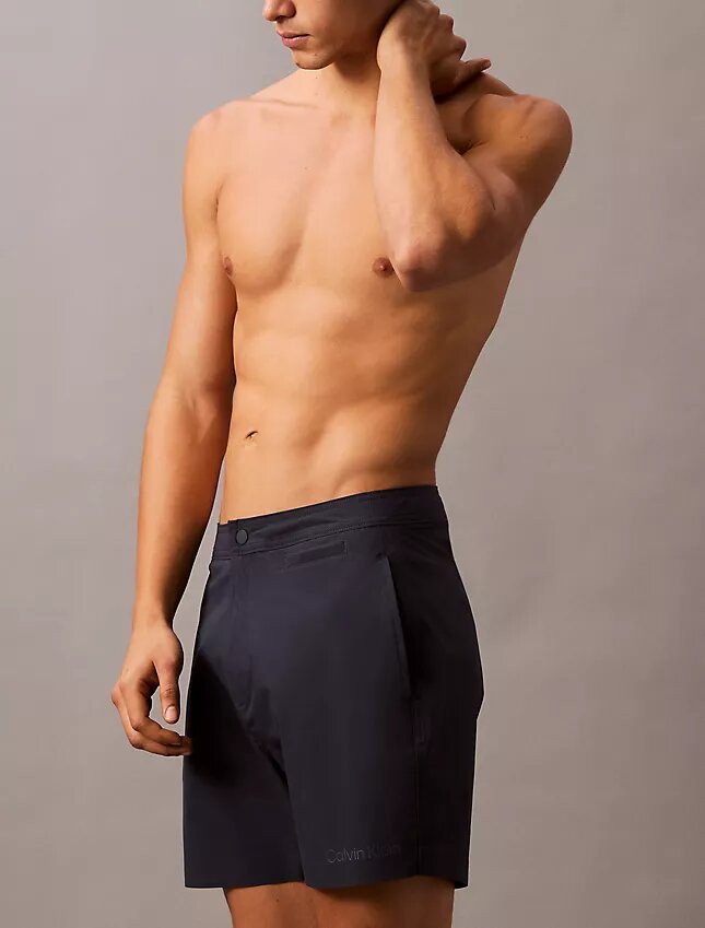 Short de bain Volley ajusté 5″ Short de bain Volley ajusté 5″