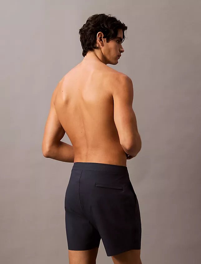 Short de bain Volley ajusté 5″ Short de bain Volley ajusté 5″
