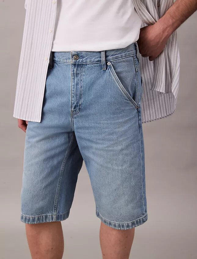 Short de charpentier en denim style années 90 Short de charpentier en denim style années 90