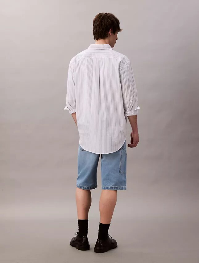 Short de charpentier en denim style années 90 Short de charpentier en denim style années 90