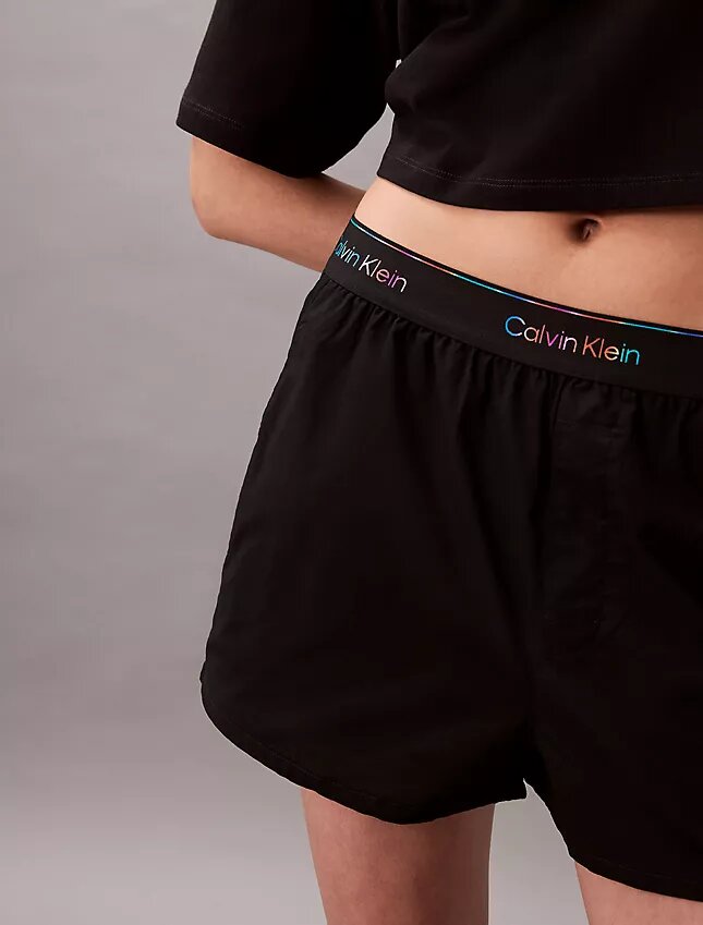 Short de nuit en popeline avec logo Pride Short de nuit en popeline avec logo Pride