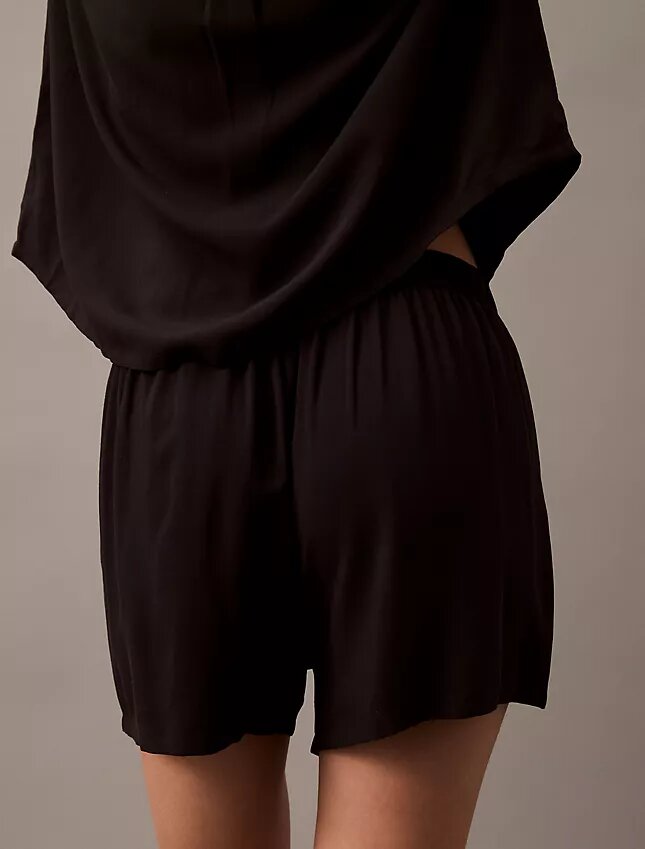 Short de nuit en viscose tissée Short de nuit en viscose tissée
