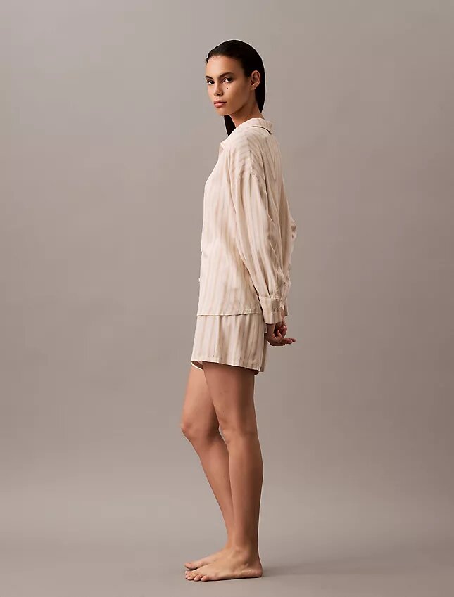 Short de nuit en viscose tissée Short de nuit en viscose tissée