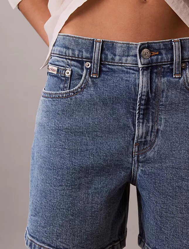 Short en denim coupe trapèze Short en denim coupe trapèze