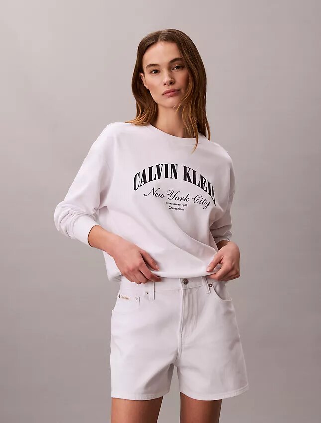 Short en denim mi-long à taille haute Short en denim mi-long à taille haute