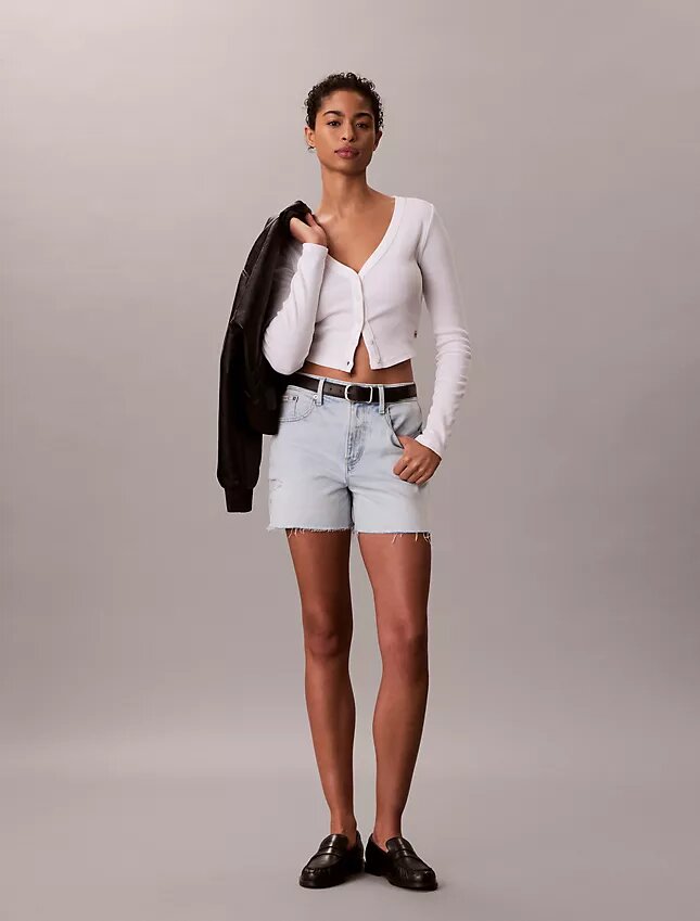 Short en denim mi-long à taille haute Short en denim mi-long à taille haute