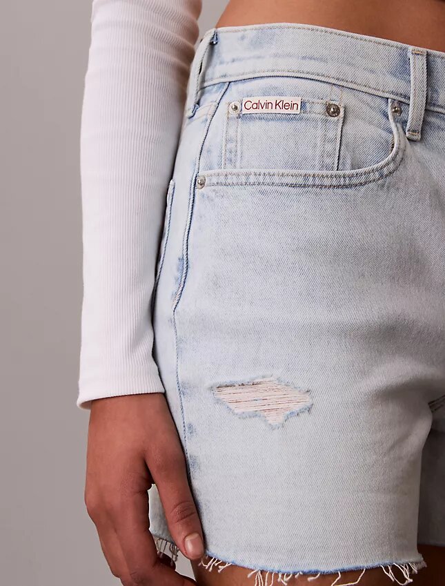 Short en denim mi-long à taille haute Short en denim mi-long à taille haute