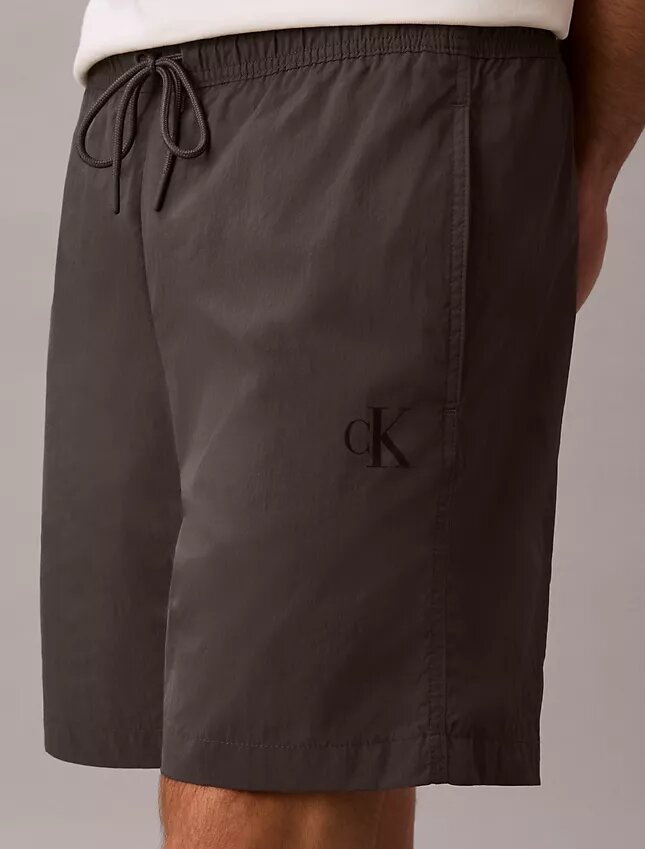 Short en nylon à enfiler avec Monogram Short en nylon à enfiler avec Monogram