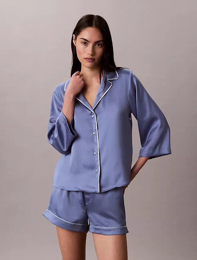 Short satiné brillant Short satiné brillant