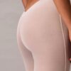 Shorty minimaliste en maille à dos nu