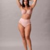 Slip en dentelle extensible sensuelle