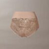 Slip en dentelle extensible sensuelle