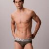 Slip taille basse en microfibre extensible Slip taille basse en microfibre extensible