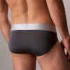 Slip taille basse en microfibre extensible Slip taille basse en microfibre extensible