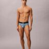 Slip taille basse en microfibre extensible avec motif Monogram Slip taille basse en microfibre extensible avec motif Monogram
