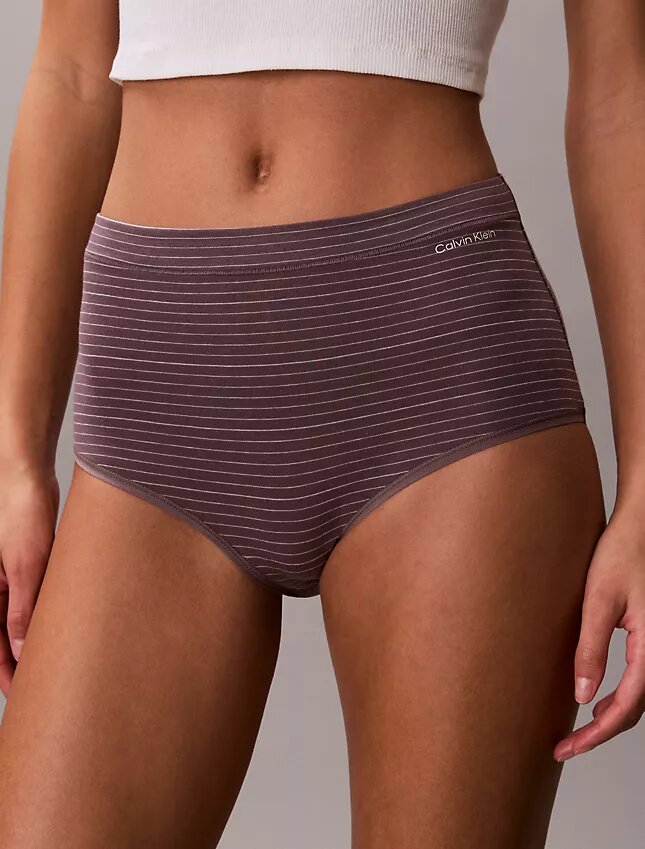 Slip taille haute en coton idéal Slip taille haute en coton idéal