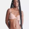 Soutien-gorge demi-bonnet en Sheer Marquisette légèrement doublé Soutien-gorge demi-bonnet en Sheer Marquisette légèrement doublé