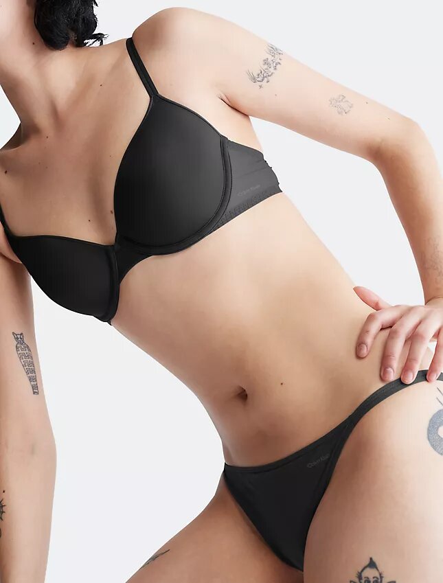 Soutien-gorge demi-bonnet en Sheer Marquisette légèrement doublé Soutien-gorge demi-bonnet en Sheer Marquisette légèrement doublé