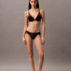 Soutien-gorge plongeant en dentelle florale CK Black