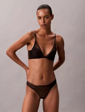 Soutien-gorge plongeant en dentelle florale noire CK Black, légèrement doublé Soutien-gorge plongeant en dentelle florale noire CK Black, légèrement doublé