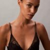Soutien-gorge plongeant en dentelle florale noire CK Black, légèrement doublé