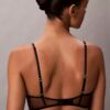 Soutien-gorge plongeant en dentelle florale noire CK Black, légèrement doublé