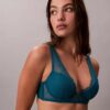 Soutien-gorge plongeant en dentelle géométrique noire légèrement doublé Soutien-gorge plongeant en dentelle géométrique noire légèrement doublé