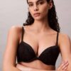 Soutien-gorge plongeant Push-Up en dentelle Perfectly Fit Soutien-gorge plongeant Push-Up en dentelle Perfectly Fit