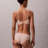 Soutien-gorge plongeant Push-Up parfaitement ajusté Soutien-gorge plongeant Push-Up parfaitement ajusté