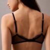 Soutien-gorge plongeant Unlined en dentelle géométrique noire CK Black Soutien-gorge plongeant Unlined en dentelle géométrique noire CK Black