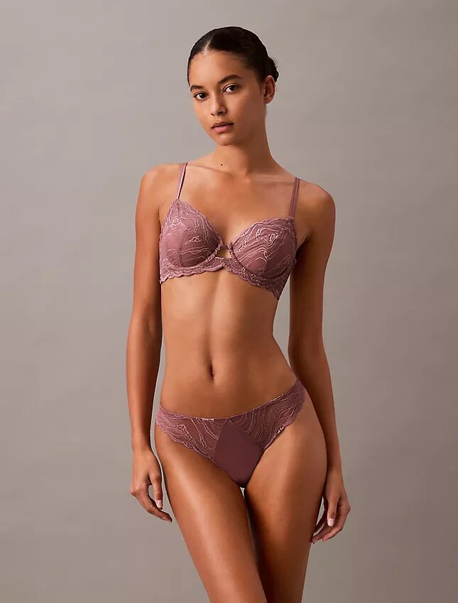 Soutien-gorge sensuel en dentelle extensible, Unlined et à couverture intégrale Soutien-gorge sensuel en dentelle extensible, Unlined et à couverture intégrale